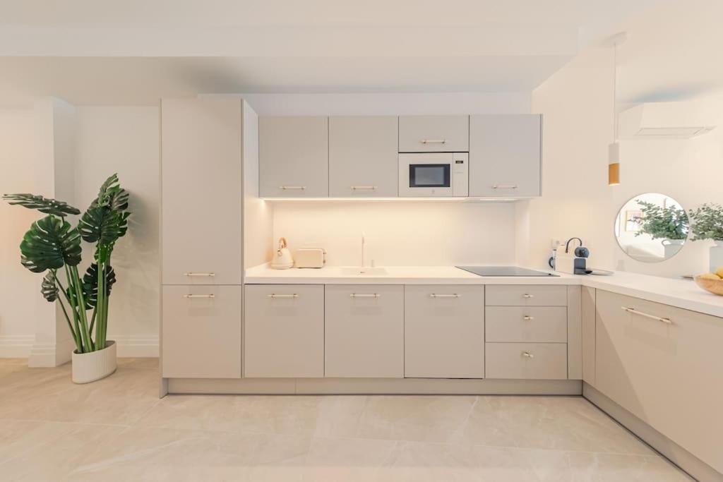 Isg Apartments O'Donnell 2-2-Free Parking Севилья Экстерьер фото